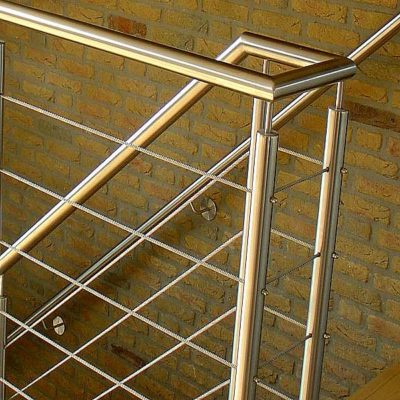 17_rvs_trap_leuningen-hek